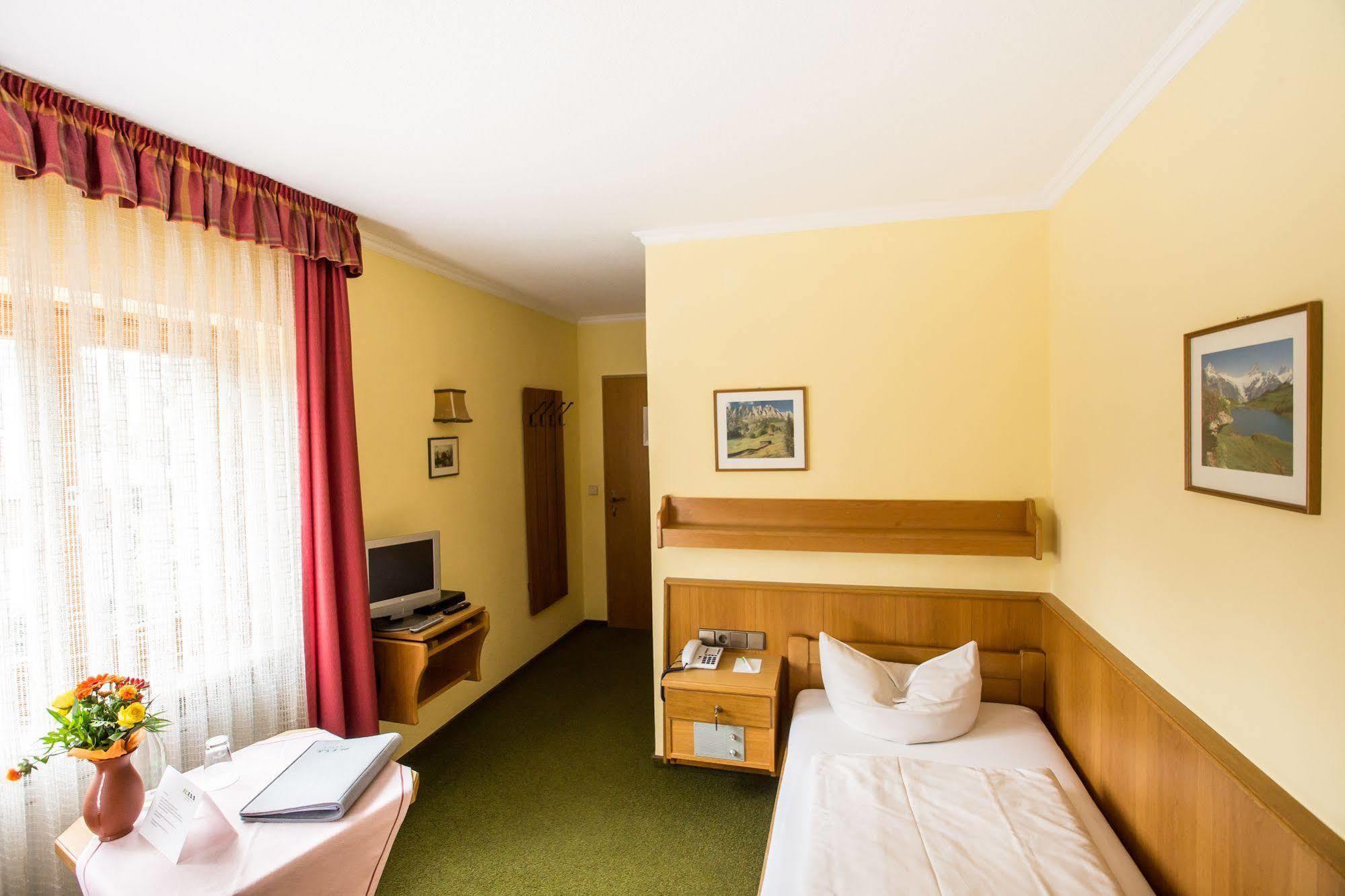 Hotel Sonnleiten Райт им Винкл Екстериор снимка
